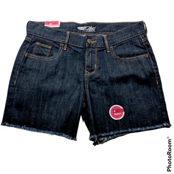 NWT Old Navy The Flirt Jean Booty Shorts Raw Hem 2 - Picture 1 of 5